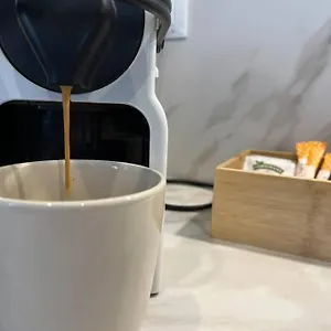 https://atroe-apartment.es-andalucia.com
